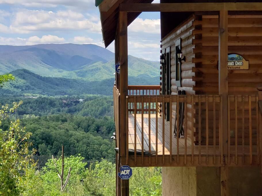 세비어빌 Yogi'S Den: Breathtaking Views! 3 Min To Dollywood, On 1 Acre! 빌라 외부 사진