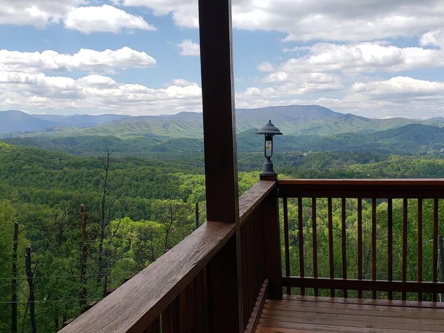 세비어빌 Yogi'S Den: Breathtaking Views! 3 Min To Dollywood, On 1 Acre! 빌라 외부 사진