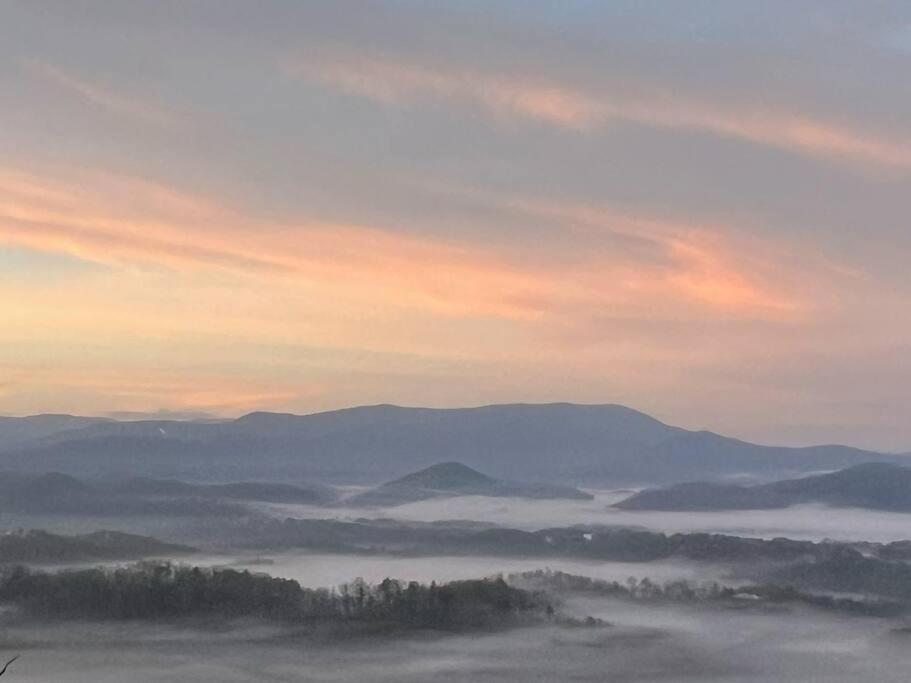 세비어빌 Yogi'S Den: Breathtaking Views! 3 Min To Dollywood, On 1 Acre! 빌라 외부 사진