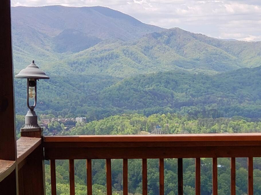 세비어빌 Yogi'S Den: Breathtaking Views! 3 Min To Dollywood, On 1 Acre! 빌라 외부 사진