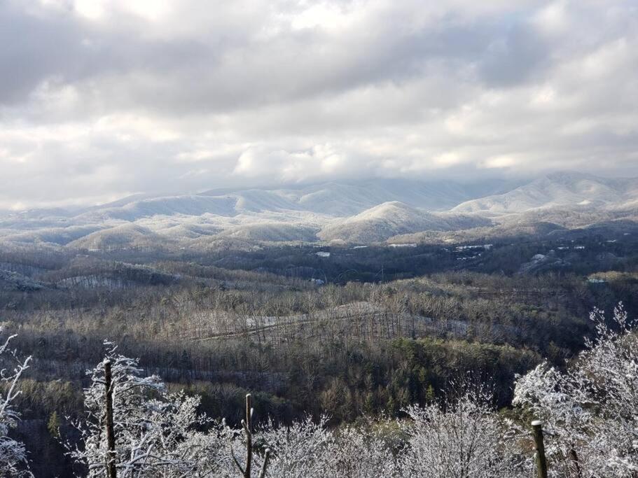 세비어빌 Yogi'S Den: Breathtaking Views! 3 Min To Dollywood, On 1 Acre! 빌라 외부 사진